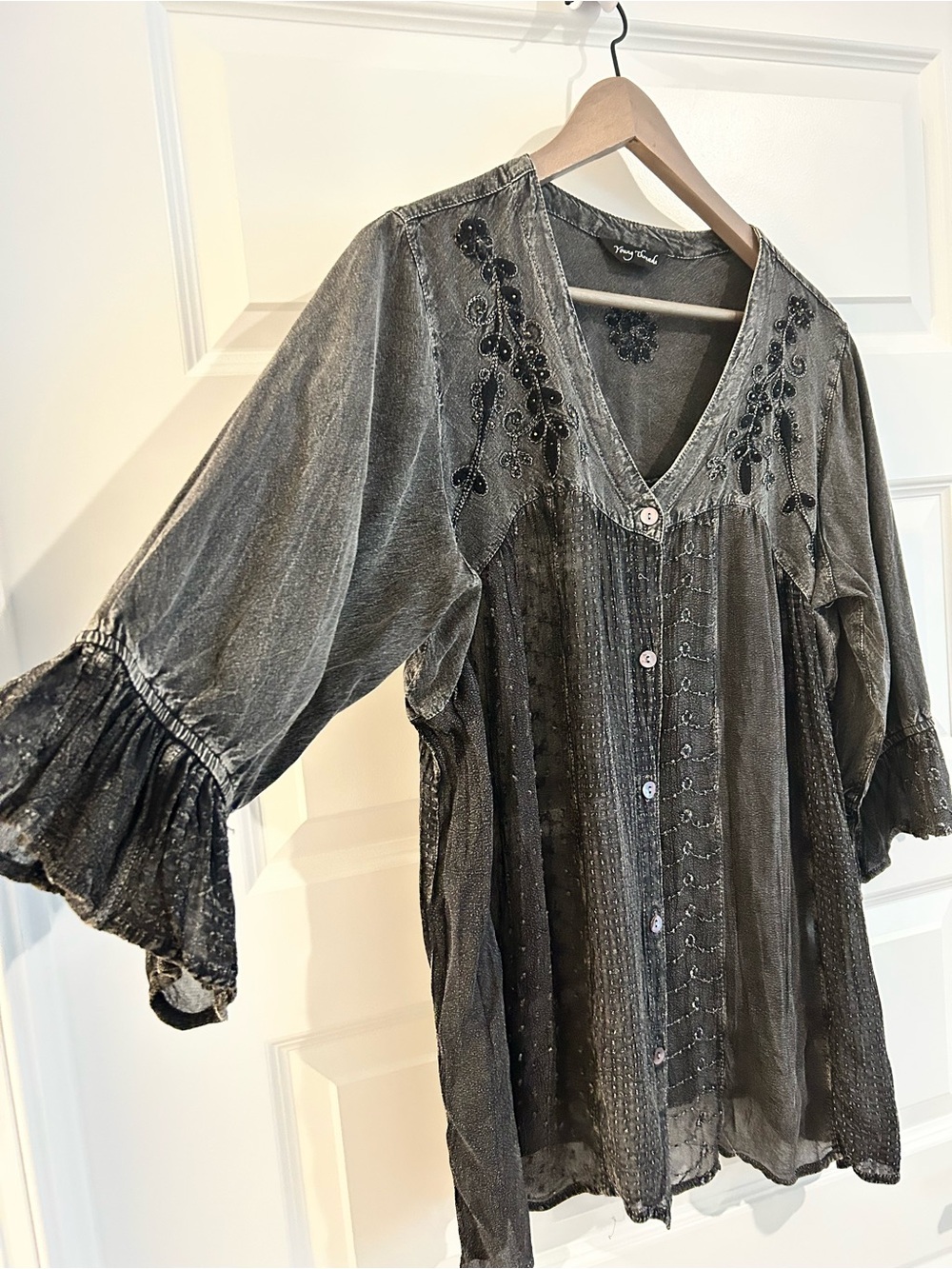 Young Threads Embroidered Flowy Blouse Charcoal Black Size M